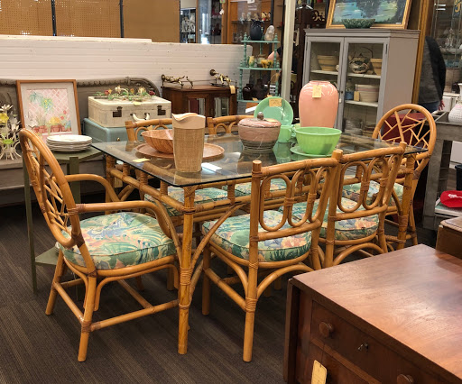 Antique Store «Coronado Antiques Mall», reviews and photos, 1433 S Dixie Fwy, New Smyrna Beach, FL 32168, USA