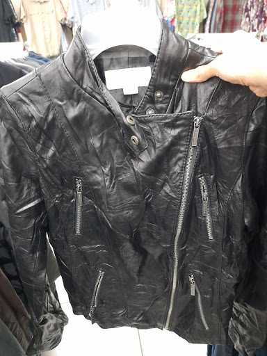 Stores to buy men's jackets San Pedro Sula
