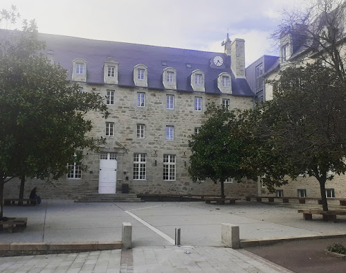Centre d'information et d'orientation ESSOR CARRIERE SAINT POL DE LEON Saint-Pol-de-Léon