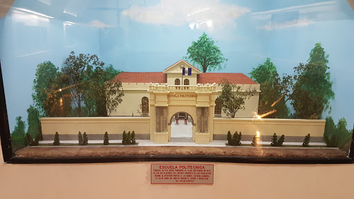 Museo Militar y Ex Fuerte de San José