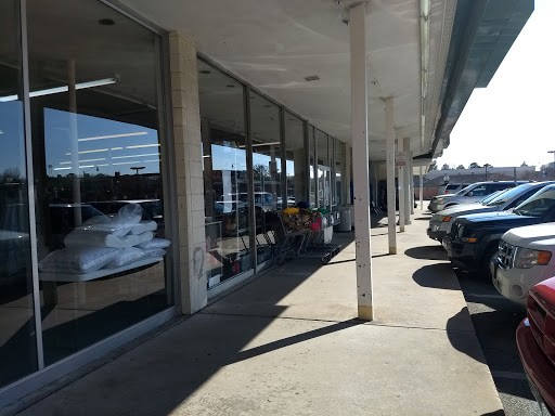 Thrift Store «Village Thrift», reviews and photos, 12436 Warwick Blvd, Newport News, VA 23606, USA