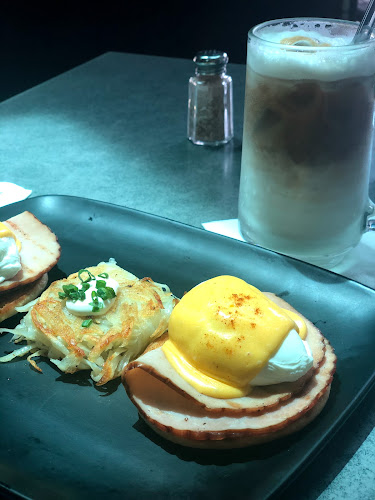 Comentarii opinii despre The Book Cafe