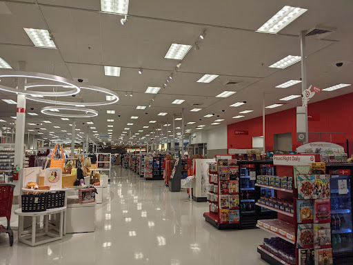 Department Store «Target», reviews and photos, 28201 Diehl Rd, Warrenville, IL 60555, USA