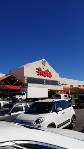 Grocery Store «Fiesta», reviews and photos, 3909 N Interstate 35 Service Rd, Austin, TX 78722, USA