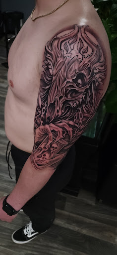 Explore hand mens tattoo ideas, creative tattoo ideas in Anchorage, available at SDITATTOO, LLC