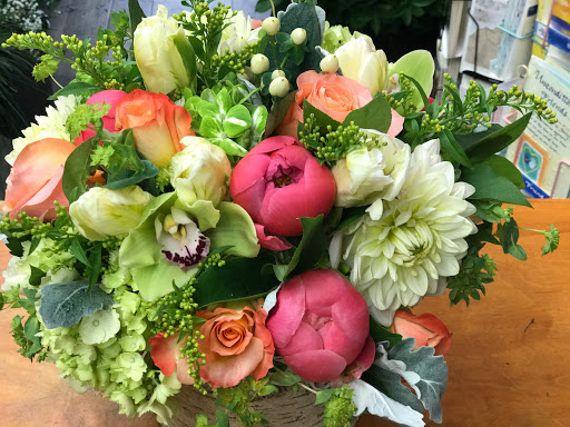 Florist «Fairfield Florist», reviews and photos, 1998 Post Rd, Fairfield, CT 06824, USA