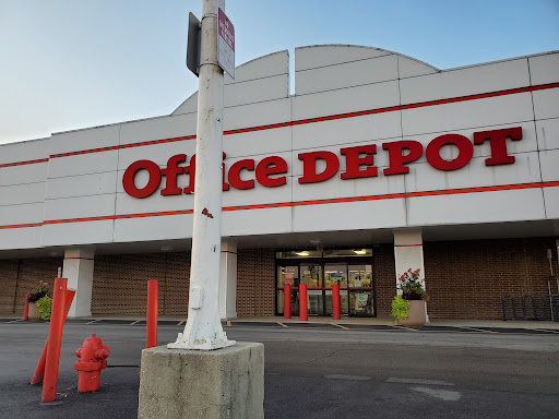 Office Supply Store «Office Depot», reviews and photos, 120 Ogden Ave, Downers Grove, IL 60515, USA