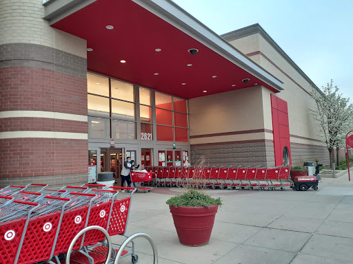 Department Store «Target», reviews and photos, 2621 Schaumburg Rd, Schaumburg, IL 60194, USA