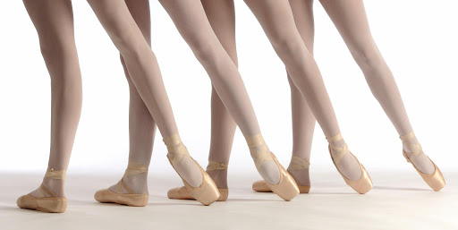 Adult ballet lessons for beginners Montreal