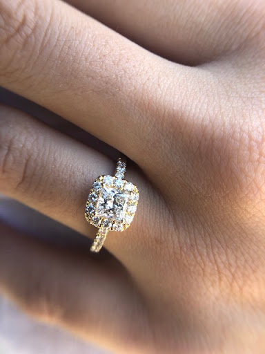 Jewelry Store «Secréte Jewelry», reviews and photos, 10227 Old Georgetown Rd, Bethesda, MD 20814, USA