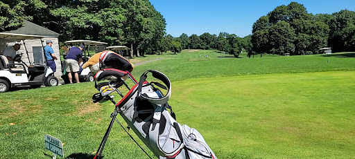 Golf Course «Forest Park Golf Course», reviews and photos, 101 Forest Park Dr, Woodhaven, NY 11421, USA