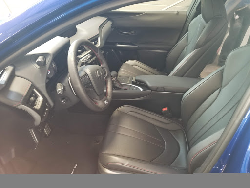 Car Dealer «Hendrick Automotive Group - Independence Center», reviews and photos, 6030 E Independence Blvd, Charlotte, NC 28212, USA