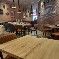 Atmosphère du Restaurant Hippopotamus Steakhouse à Villepinte - n°5
