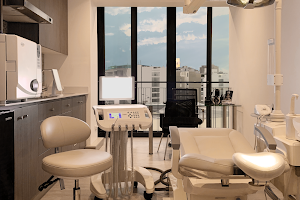 Dr. Causo Clinica Dental image