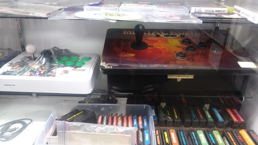 Video Game Store «Gameplay Long Beach», reviews and photos, 5911 E Spring St, Long Beach, CA 90808, USA