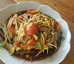 ก๋วยเตี๋ยวลูกชิ้นปลาเยาวราช photo