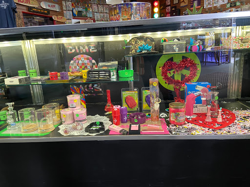 Tobacco Shop «Paraphernalia Boutique - Smoke Shop / Head Shop», reviews and photos, 4234 W Dunlap Ave, Phoenix, AZ 85051, USA