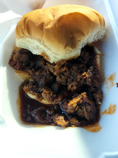 Barbecue Restaurant «Hog Pen Barbecue & Catering», reviews and photos, 800 Walnut St, Conway, AR 72032, USA
