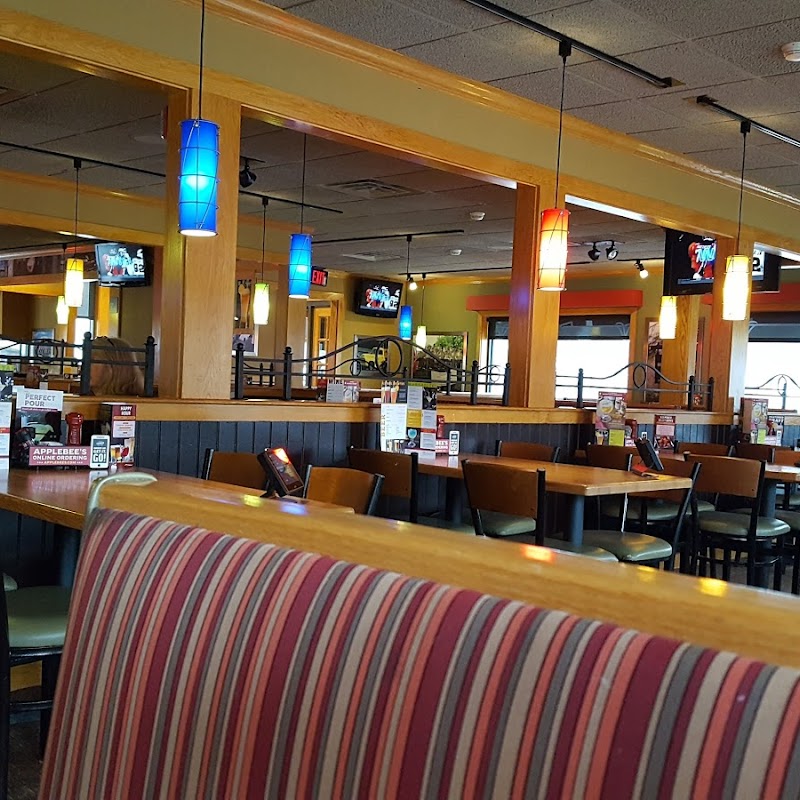 Applebee's Grill + Bar