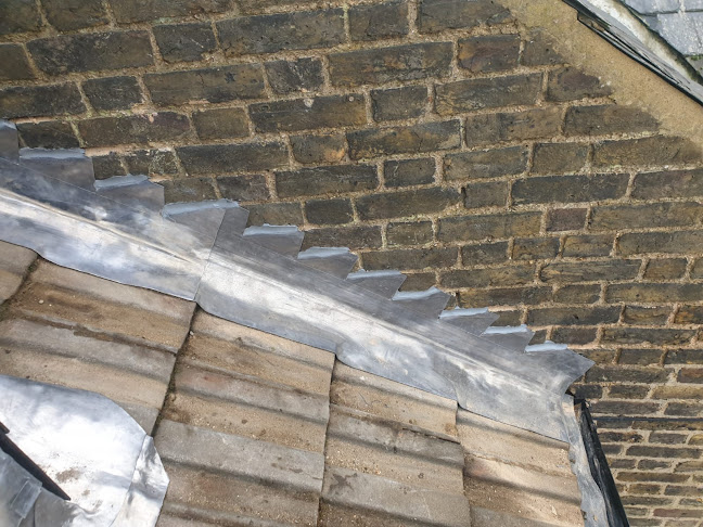 Comments and reviews of Rich The Roofer UK - Watford