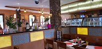 Atmosphère du Restaurant de type buffet Aux Baguettes d'Asie à Soisy-sous-Montmorency - n°11