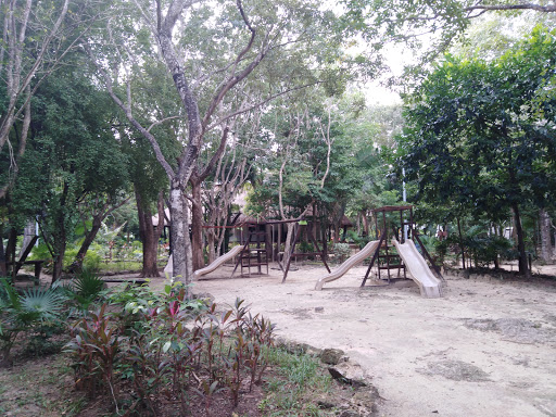 Casas de madera en arboles de Cancun