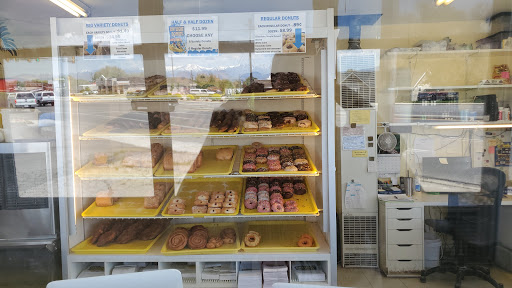 Donut Shop «Daylight Donuts», reviews and photos, 125 State St, Pleasant Grove, UT 84062, USA