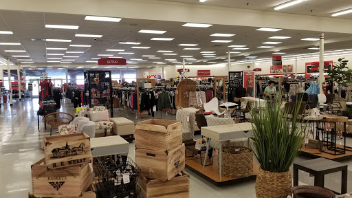 Department Store «T.J. Maxx», reviews and photos, 4800 Everhard Rd NW, Canton, OH 44718, USA