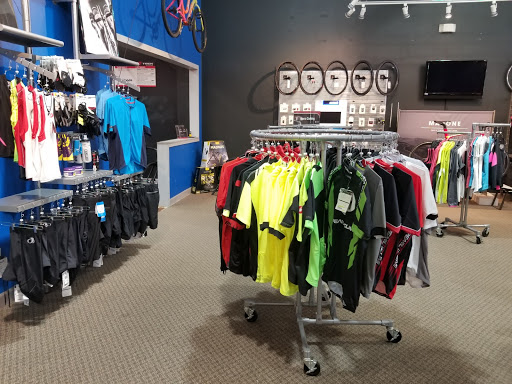 Bicycle Store «Trek Bicycle Store of Estero», reviews and photos, 8001 Plaza del Lago Dr #101, Estero, FL 33928, USA