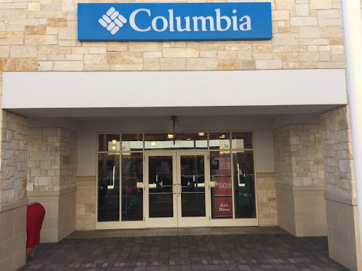 Sportswear Store «Columbia Sportswear Outlet Store», reviews and photos, 2950 I-20 Frontage Rd #1000, Grand Prairie, TX 75052, USA