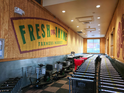 Grocery Store «Fresh Thyme Farmers Market- Downers Grove», reviews and photos, 325 Ogden Ave, Downers Grove, IL 60515, USA