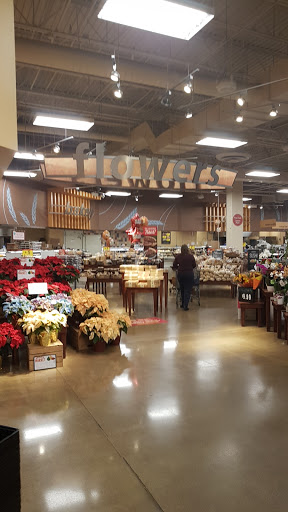 Grocery Store «Kroger», reviews and photos, 175 Lancaster Pike, Circleville, OH 43113, USA