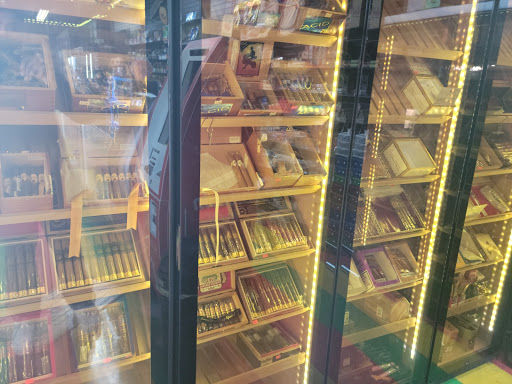 Tobacco Shop «Smoken Smoke House», reviews and photos, 13260 Woodruff Ave, Downey, CA 90242, USA