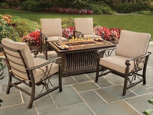 Outdoor furniture store Temecula