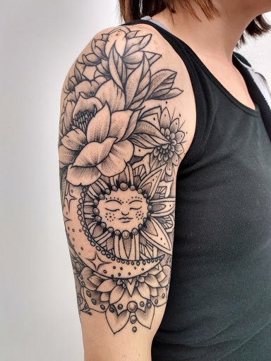 Tattoo Shop «Pogue Mahone Tattoo Co», reviews and photos, 275 NJ-35, Red Bank, NJ 07701, USA