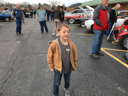 Used Car Dealer «North Shore Classics (Classic Car Dealership)», reviews and photos, 149 N Seymour Ave, Mundelein, IL 60060, USA