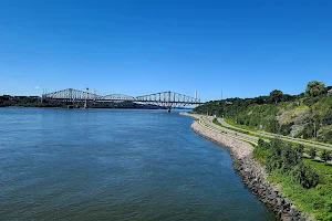 Cageux Wharf image