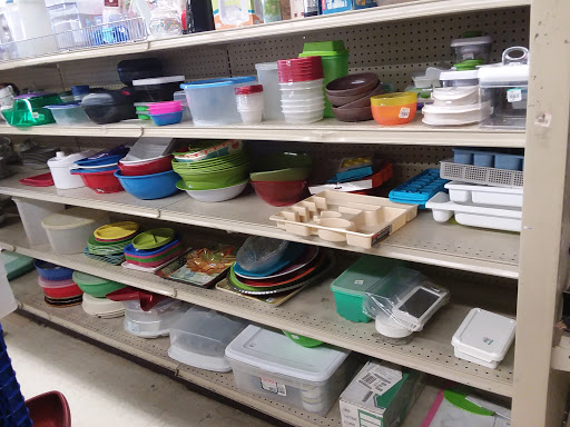 Thrift Store «Lakewood Goodwill», reviews and photos, 6002 Mt Tacoma Dr SW, Tacoma, WA 98499, USA