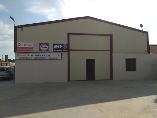 Comercial Zamora en Fuentepelayo, Segovia