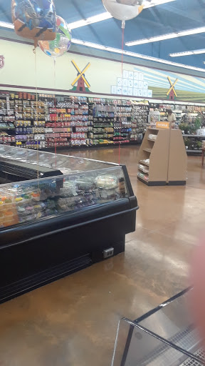 Supermarket «Save Mart Supermarkets», reviews and photos, 1453 Goodwin Dr, Ripon, CA 95366, USA