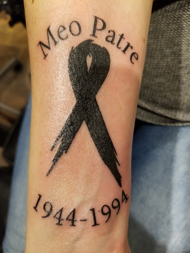 Tattoo Shop «Mecca Tattoo», reviews and photos, 115 S Broad St, Mankato, MN 56001, USA