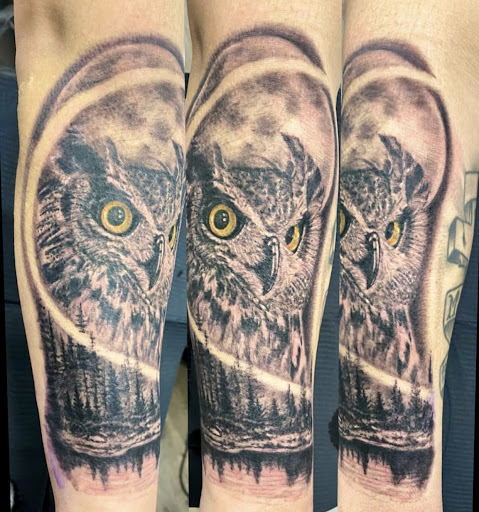 Explore dainty hand tattoo ideas, creative tattoo ideas in Anchorage, available at Unique Ink AK