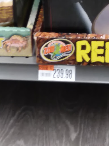 Pet Supply Store «Pet Supplies Plus», reviews and photos, 13360 W 87th St Pkwy, Lenexa, KS 66215, USA