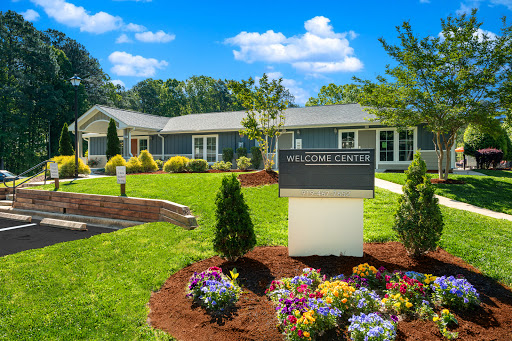 Oxford Square Apartments