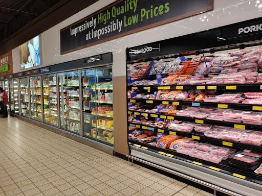 Supermarket «ALDI», reviews and photos, 700 Roosevelt Rd, Glen Ellyn, IL 60137, USA