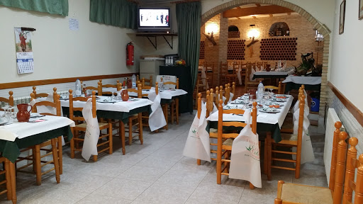 Restaurante Ca Colau - Avinguda de la Constitución, 11, 46842 Montitxelvo, Valencia, España