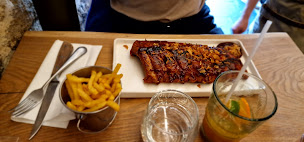 Photo n°59 de Chez Woody - Restaurant barbecue et tapas Vannes à Vannes ()