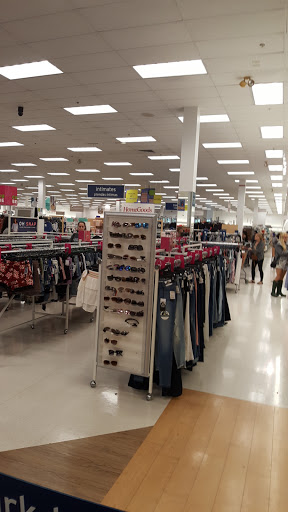 Department Store «Marshalls and HomeGoods», reviews and photos, 11251 NW 12th St, Miami, FL 33172, USA