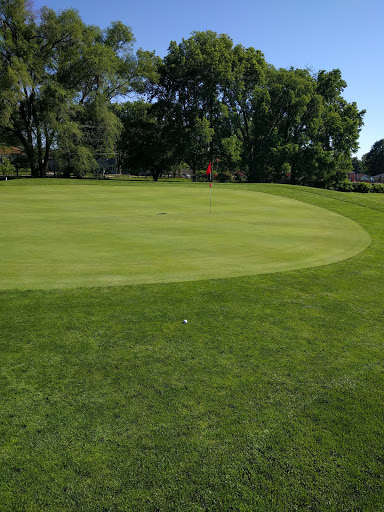 Golf Course «Bright Grandview Golf Course», reviews and photos, 2401 E 29th St, Des Moines, IA 50317, USA