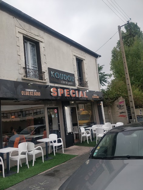 Le Special restaurant à Argenteuil